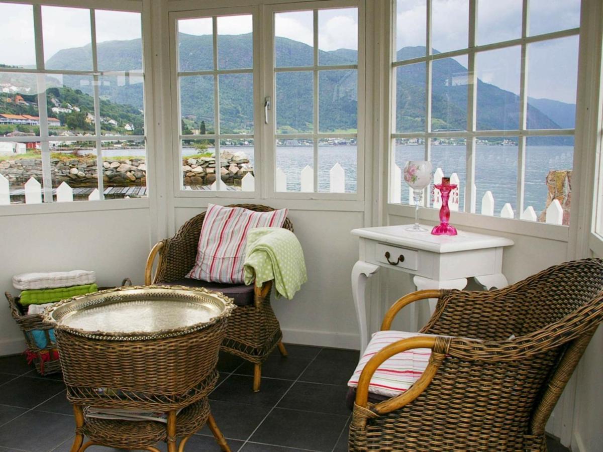 Two-Bedroom Holiday Home In Leikanger ライカンゲル エクステリア 写真